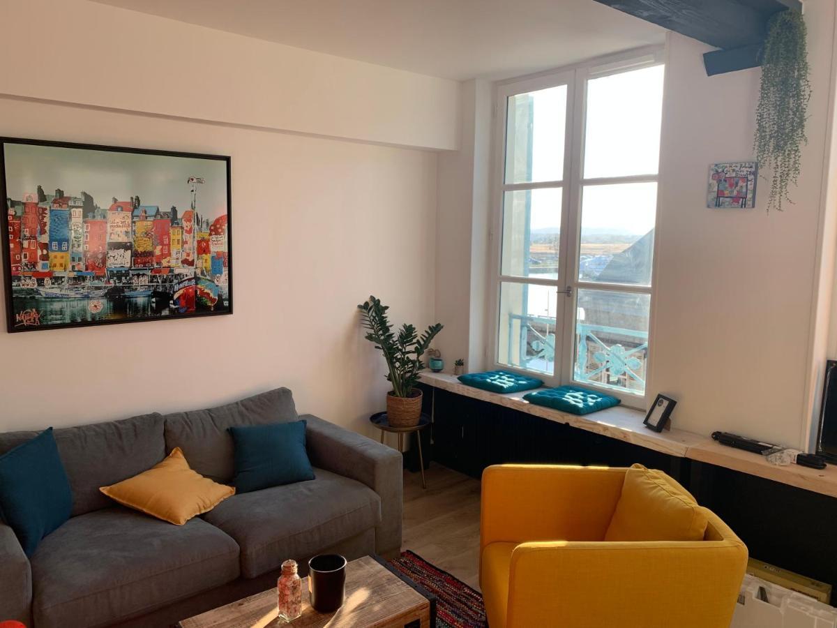 La Loge Des Artistes *